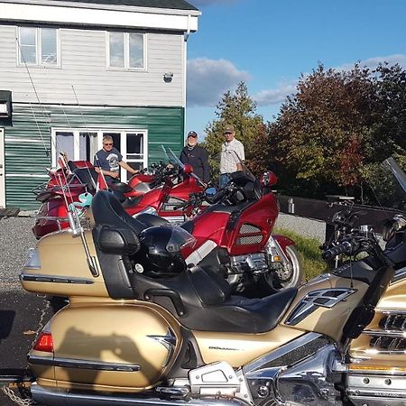 Preferred Rooms By Crestview Guest House Chapleau Bagian luar foto