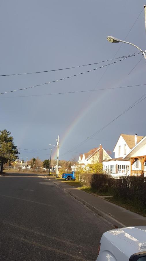 Preferred Rooms By Crestview Guest House Chapleau Bagian luar foto